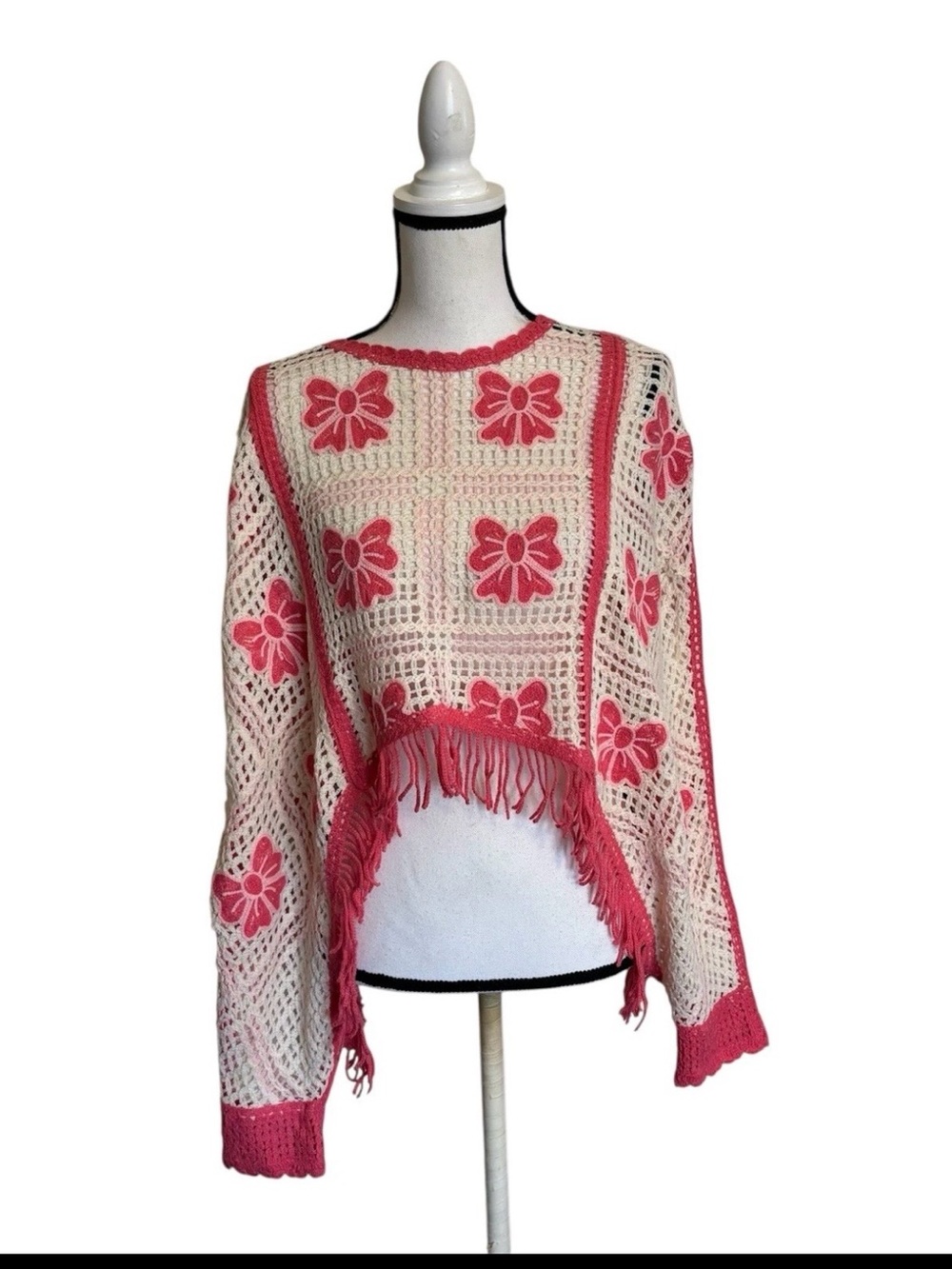 House of Harlow 1960 Cream & Pink Bow Crochet Fringe Sweater Poncho O/S Western